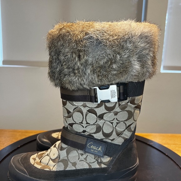 Coach Mariette Logo Winter Snow Boots Rabbit Fur- perfect condition - size 7 1/2 - Picture 3 of 10